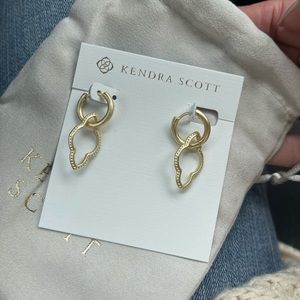 Abbie Huggie Earrings | Kendra Scott